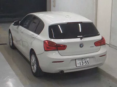 BMW 1 SERIES