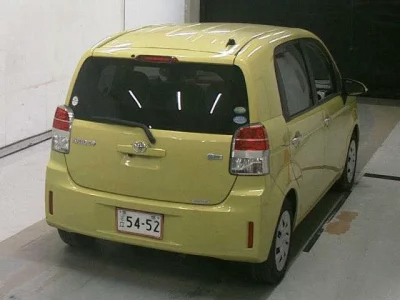 TOYOTA SPADE