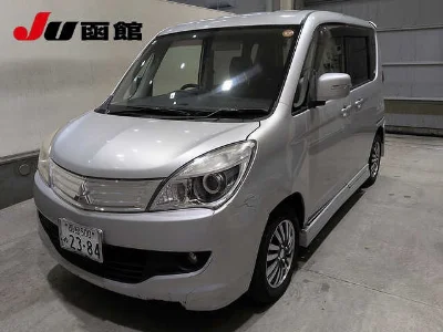 MITSUBISHI DELICA D2