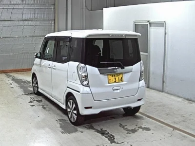 MITSUBISHI EK SPACE CUSTOM