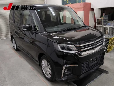 MITSUBISHI DELICA D2