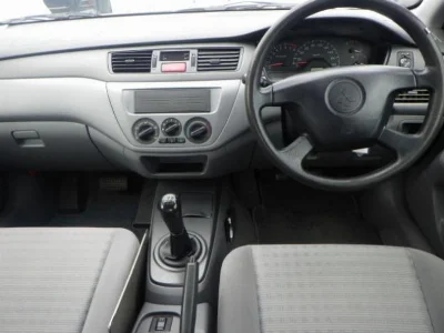 MITSUBISHI LANCER