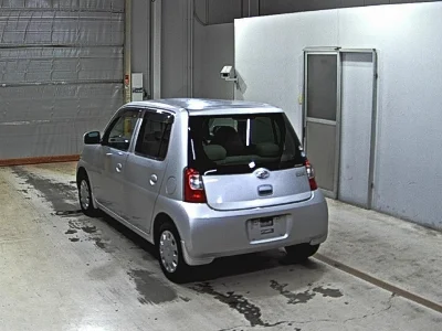 DAIHATSU ESSE