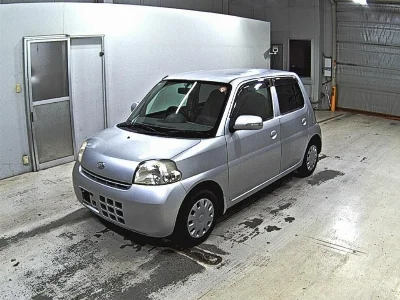 DAIHATSU ESSE