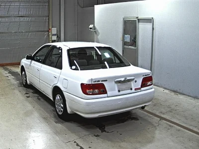 TOYOTA CARINA