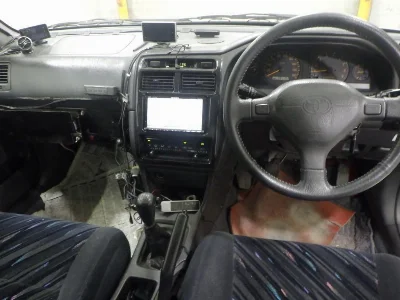 TOYOTA CARINA