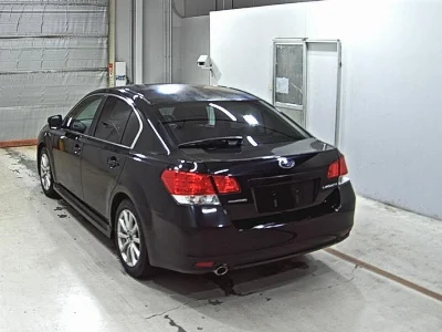 SUBARU LEGACY B4