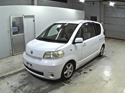 TOYOTA PORTE
