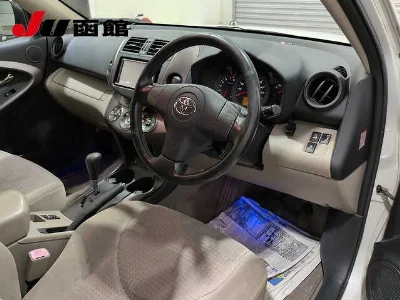 TOYOTA VANGUARD