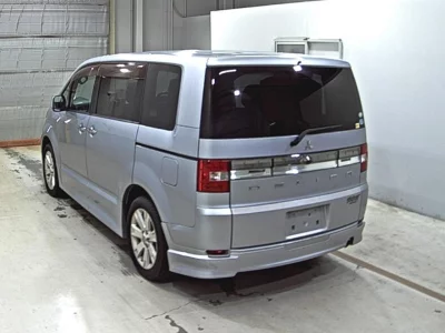 MITSUBISHI DELICA D5