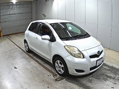 TOYOTA VITZ