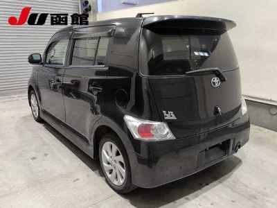 TOYOTA BB