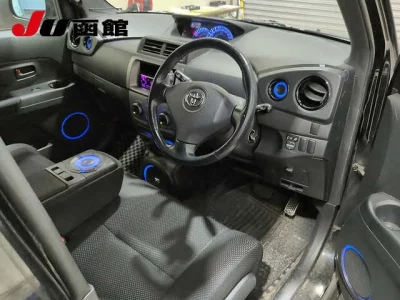 TOYOTA BB