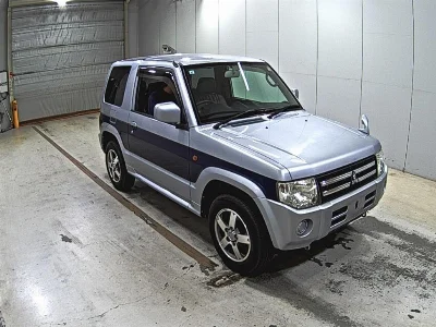 MITSUBISHI PAJERO MINI