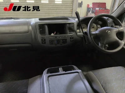 NISSAN CARAVAN