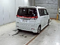 Цена авто Mitsubishi  с аукционов Японии, номер кузова MB15S, пробег 112 000, оценка 8