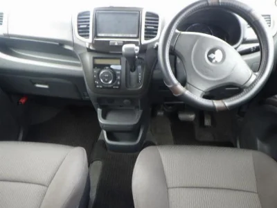 MITSUBISHI DELICA D2