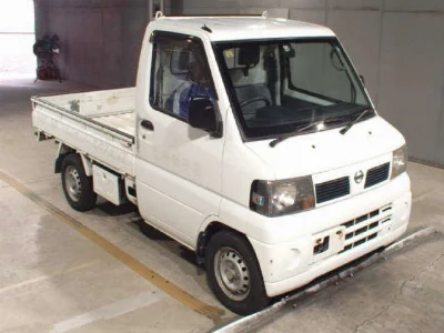 NISSAN CLIPPER TRUCK