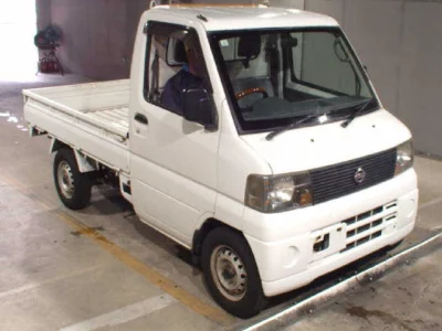 NISSAN CLIPPER TRUCK