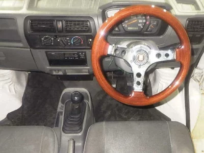 NISSAN CLIPPER TRUCK