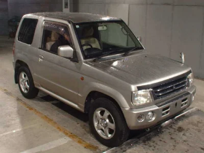 MITSUBISHI PAJERO MINI