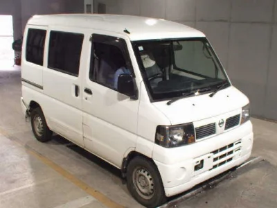 NISSAN CLIPPER