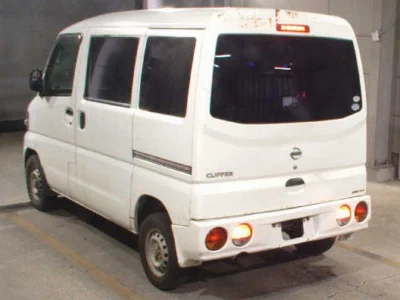 NISSAN CLIPPER