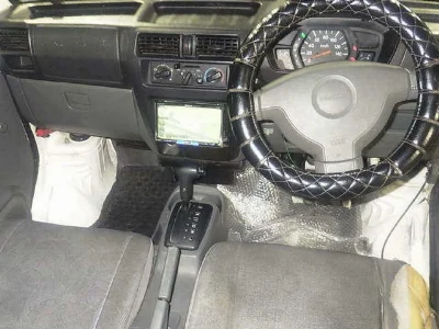 NISSAN CLIPPER