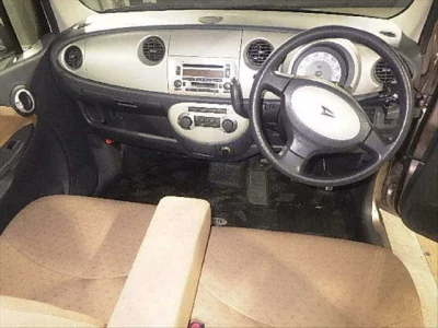DAIHATSU MOVE LATTE