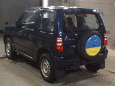 MITSUBISHI PAJERO MINI