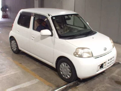 DAIHATSU ESSE