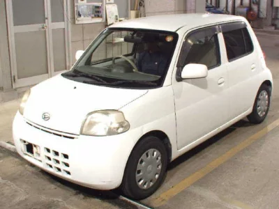 DAIHATSU ESSE