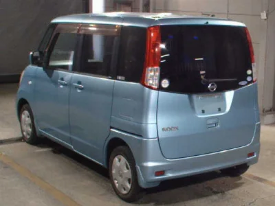 NISSAN ROOX