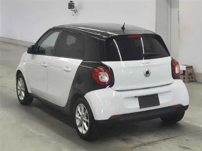 SMART FOURFOUR