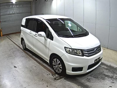 HONDA FREED SPIKE
