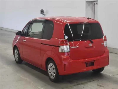 TOYOTA SPADE