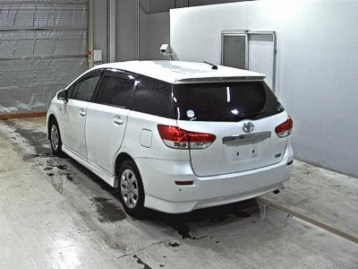 TOYOTA WISH