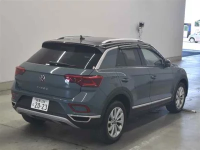 VOLKSWAGEN T-ROC