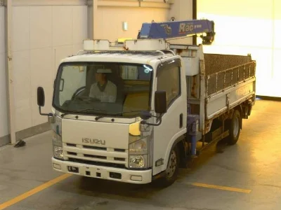 Isuzu ELF