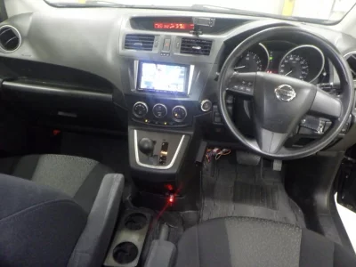 NISSAN LAFESTA