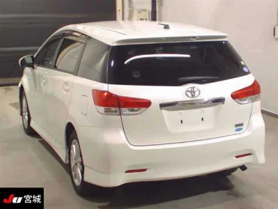 TOYOTA WISH