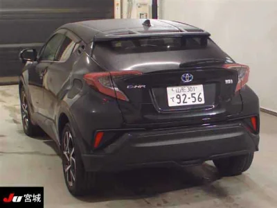 TOYOTA C-HR