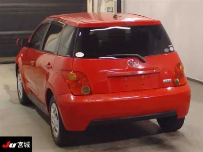 TOYOTA IST