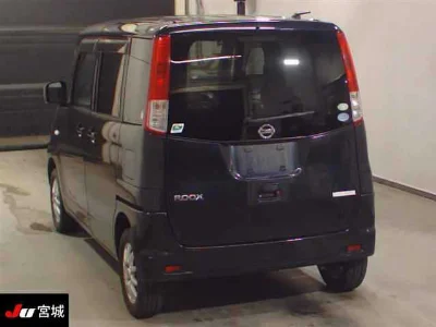 NISSAN ROOX