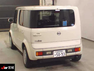 NISSAN CUBE