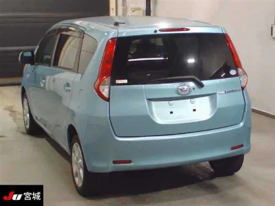 DAIHATSU BOON LUMINAS