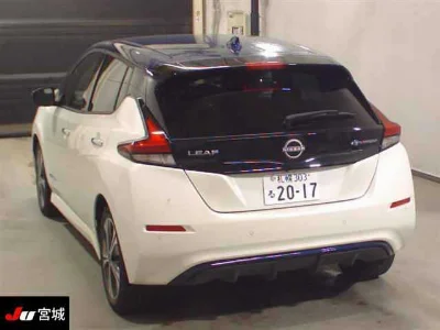NISSAN LEAF
