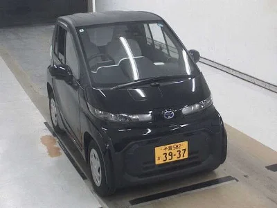 TOYOTA C+POD
