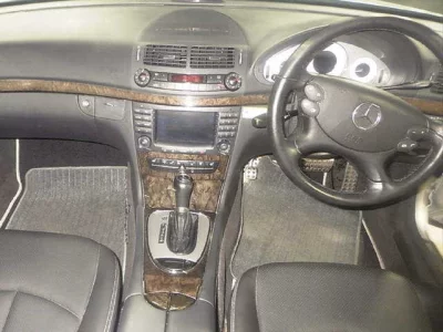 MERCEDES BENZ E CLASS