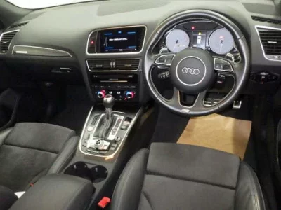 AUDI SQ5